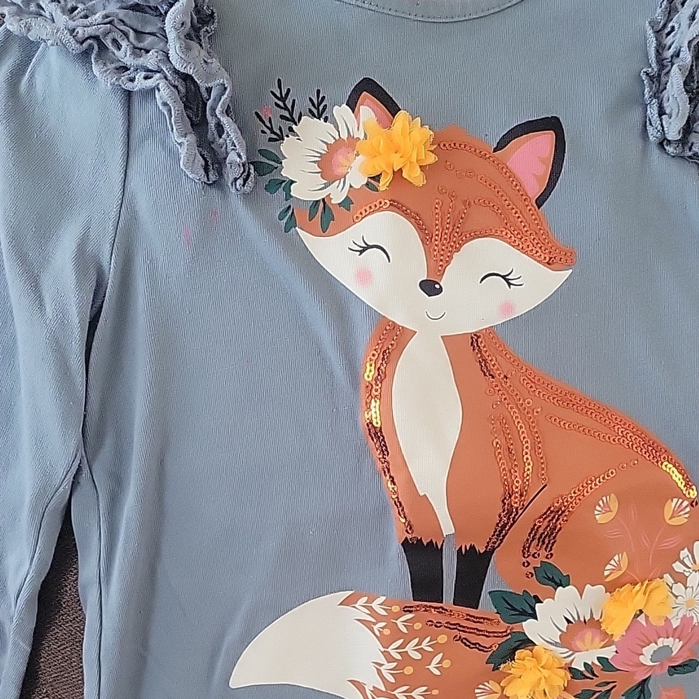 Charming Blue Long Sleeve Tee with Fox Design